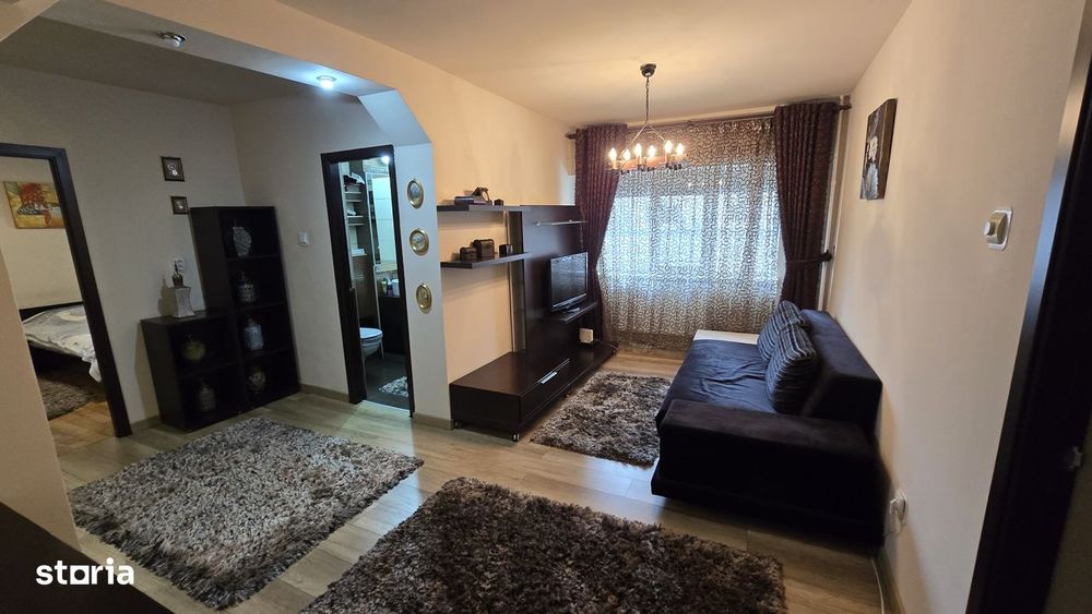 Apartament cu 3 camere de vanzare, etajul 1, Focsani