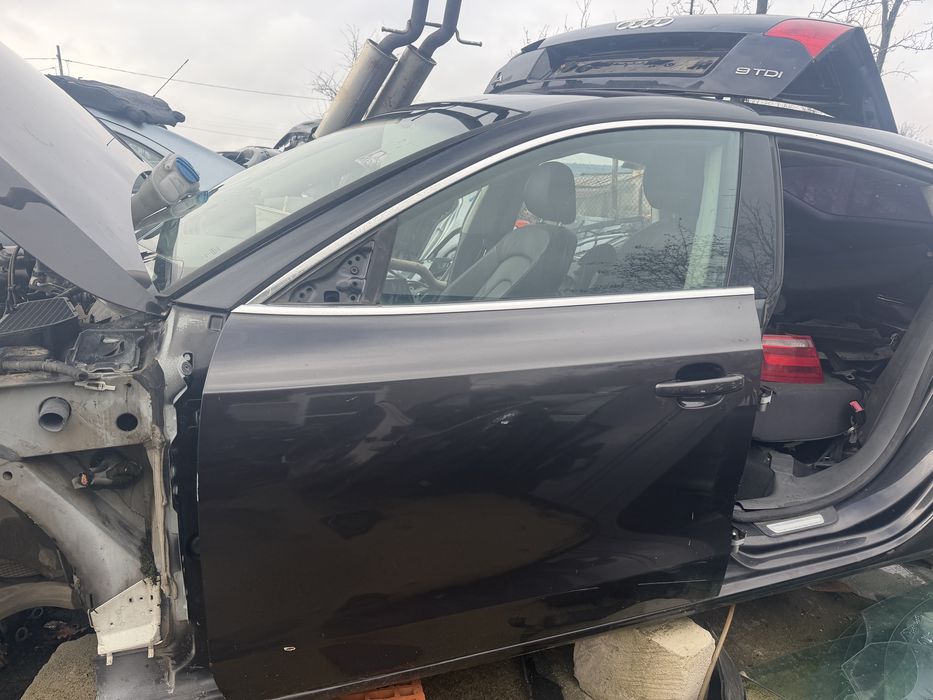 Usa stanga fata Audi a5 2010