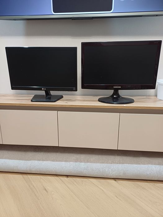 Продам мониторы в хорошем состояний