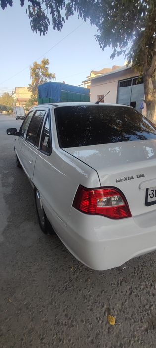 Mashina Samarqand shahar da