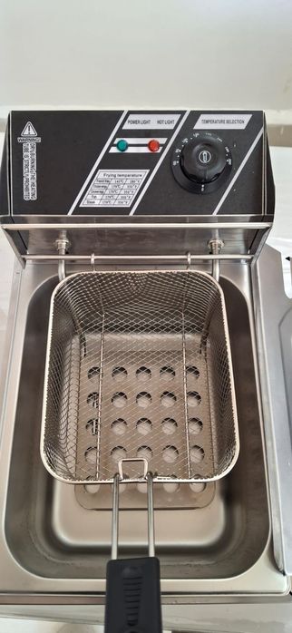 Продам фритюрницу пользовались 1 раз