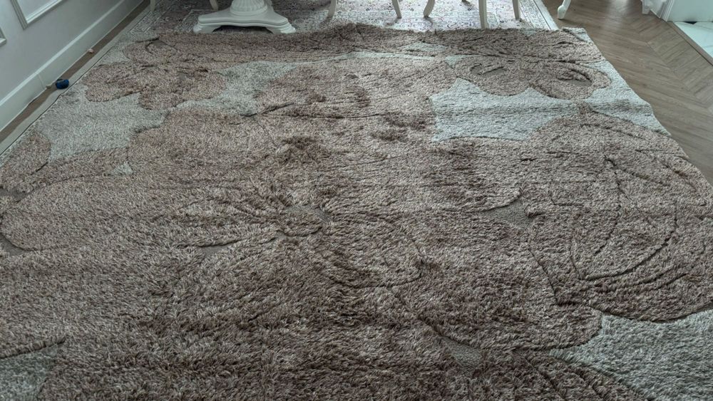 Ковер продам в хорошем состоянии