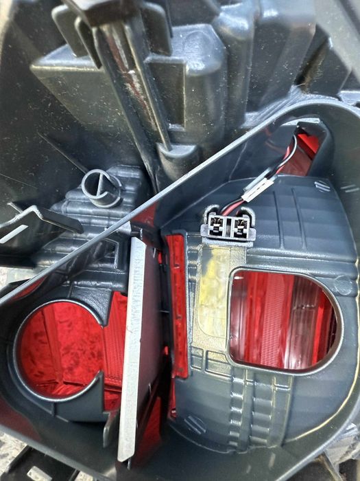 Продавам външни стопове БМВ Ф30