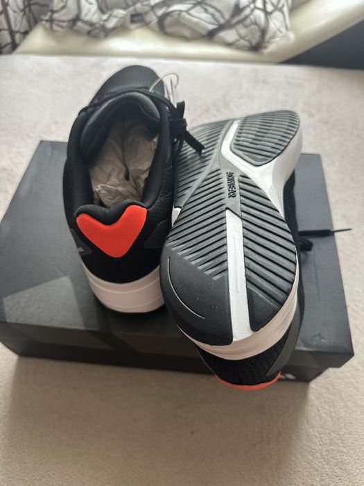 Маратонки ADIDAS