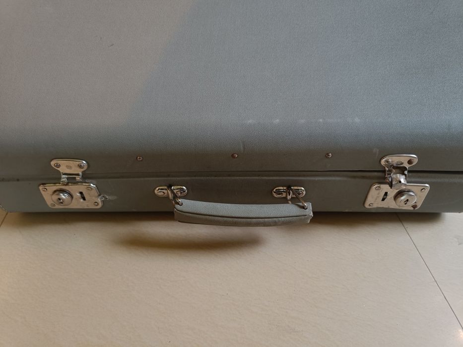 Акордеон Weltmeister, нов, 120 баса