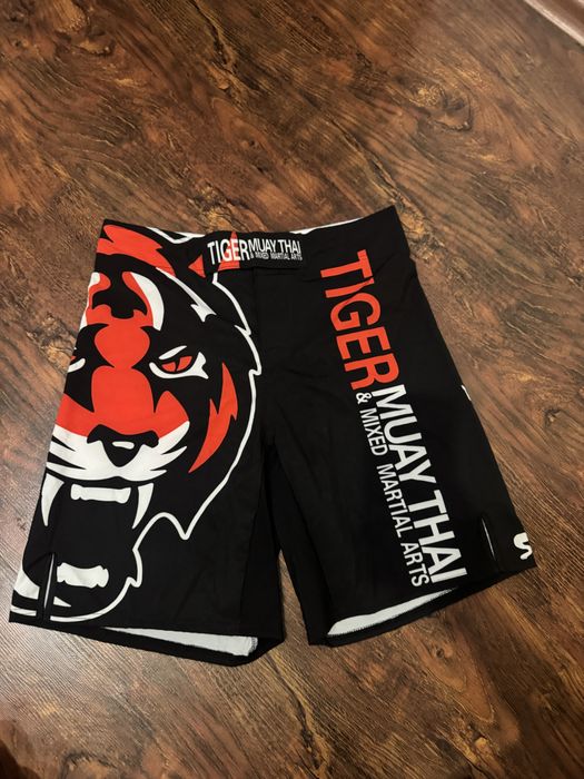 къси панталони Muay Thai Tiger
