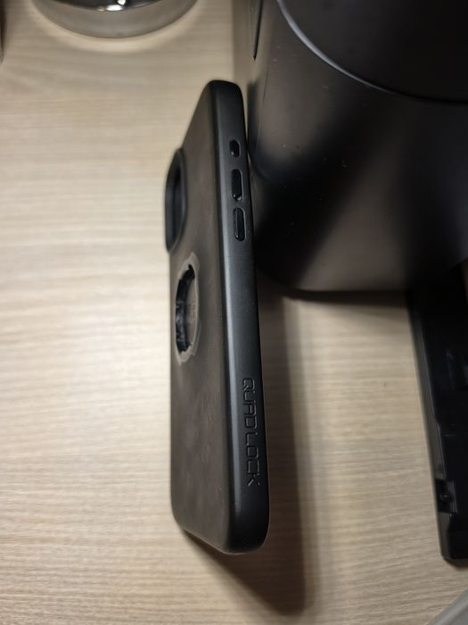 Husă Quad Lock iPhone 16 Plus