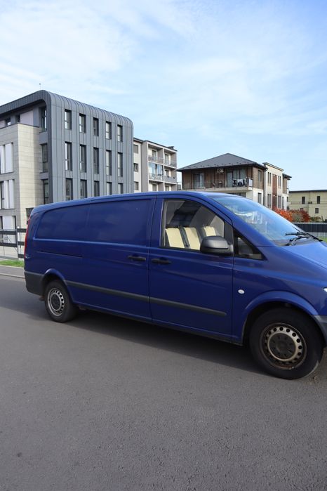 Manipulare marfa, debarasare mobila si transport bunuri