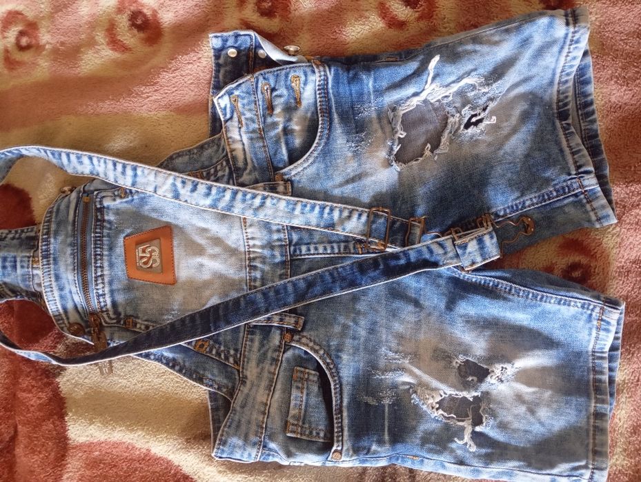 Отдам вещи 42-44