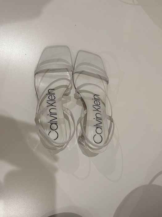 Босоножки Calvin Klein, торг имеется