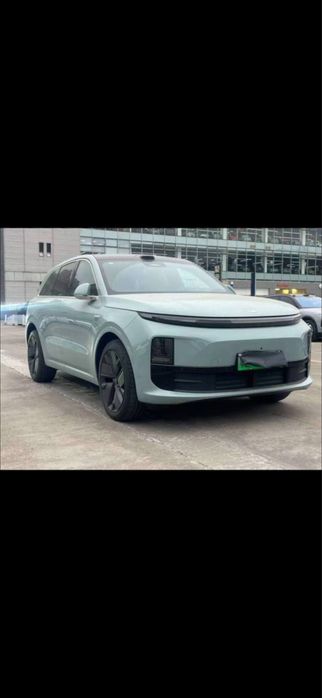 Lixiang L6 2025  svetliy svet srochna sotiladi