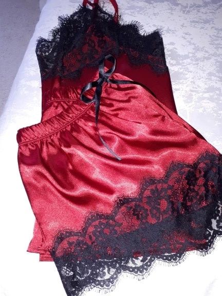 Pijama sexy , Diverse culori