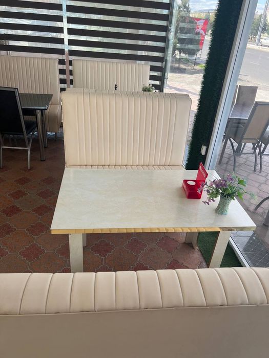 Yumshoq mebellar sotiladi