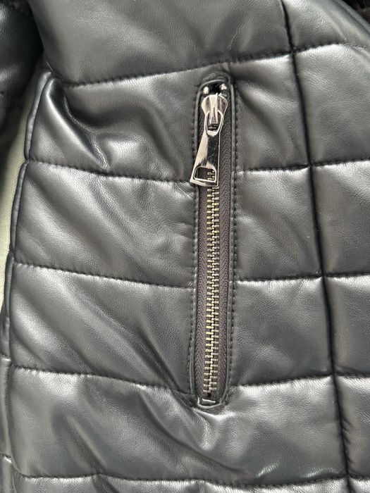 Продам куртку зимнюю!