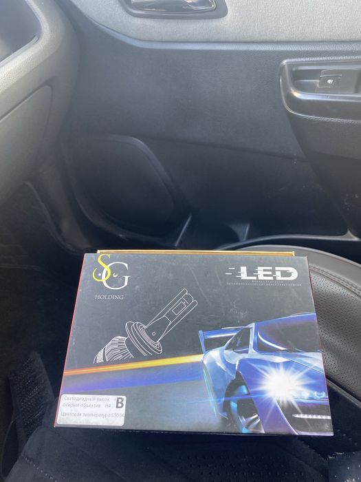 Лед лампочки H4!