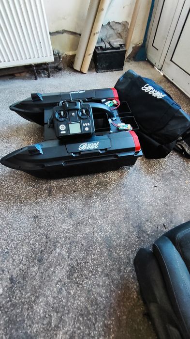 Лодка за захранка jabo 5