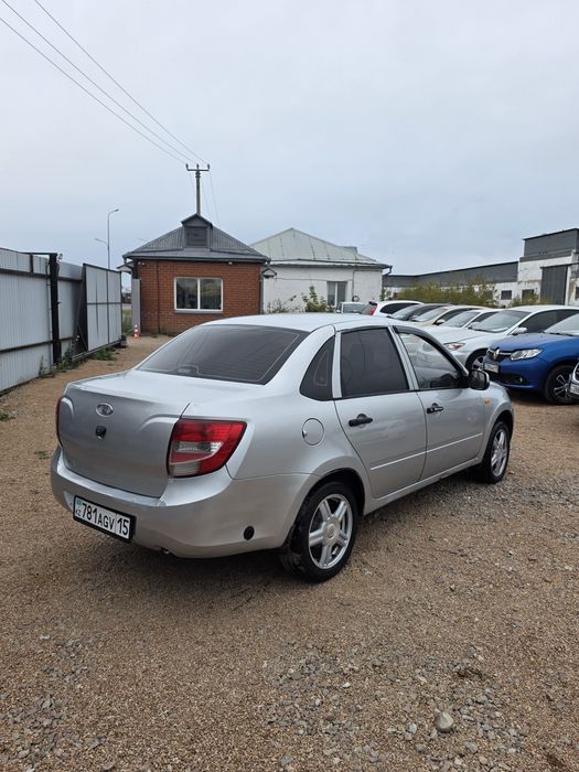 Lada Granta 2012