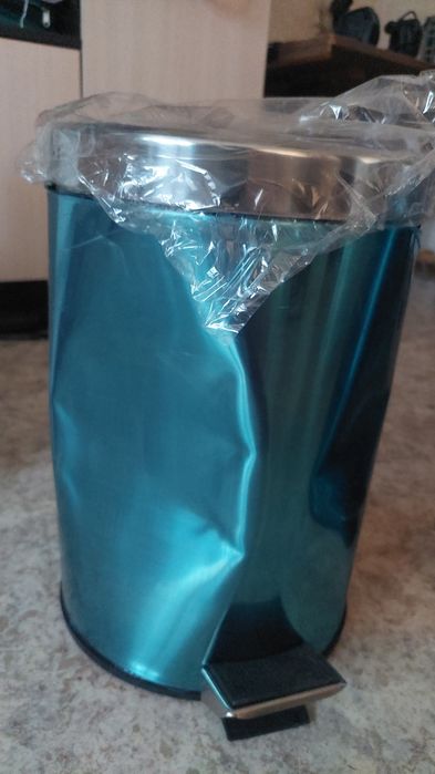 Ведро с педалью нелеквид