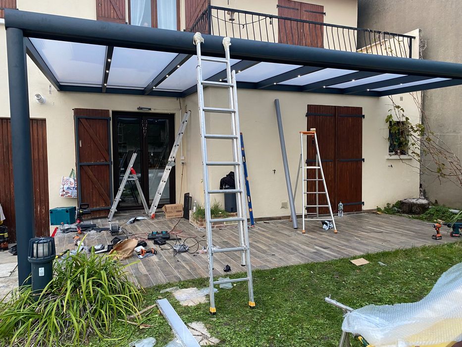 Биоклиматични перголи , Веранди , Остъкляване