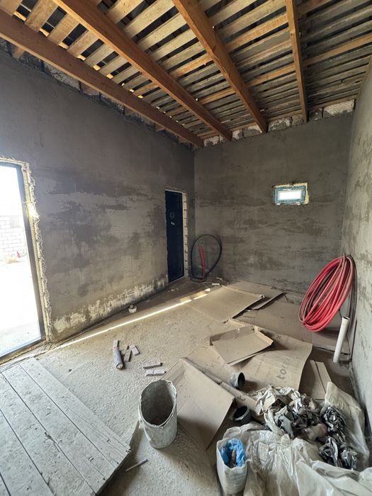 Частный дом в мкр зарослый