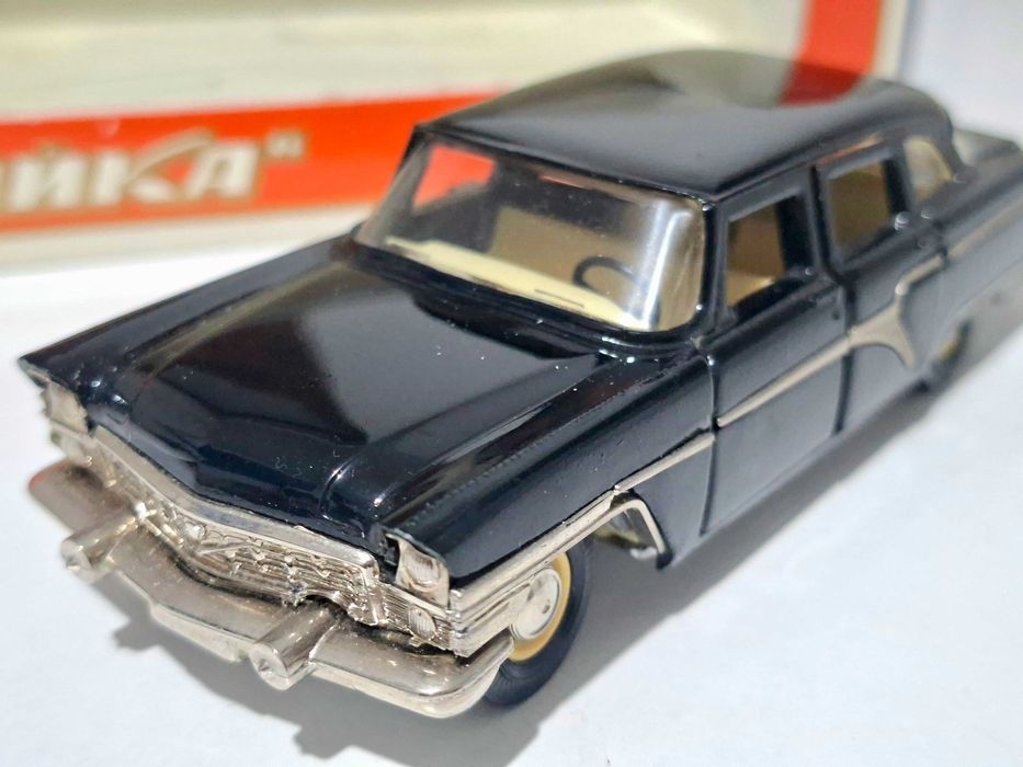 Продавал Чайка ГАЗ 13 1:43, СССР