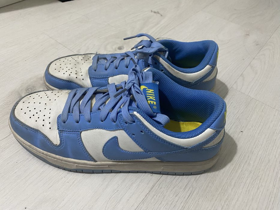 Кроссовки 500тг каждая пара