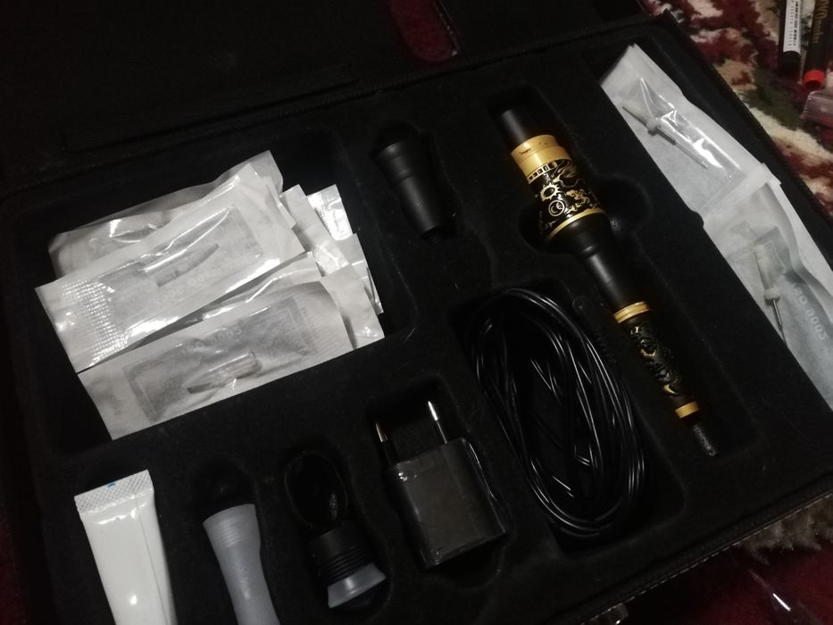 Тату машинка с кейсом