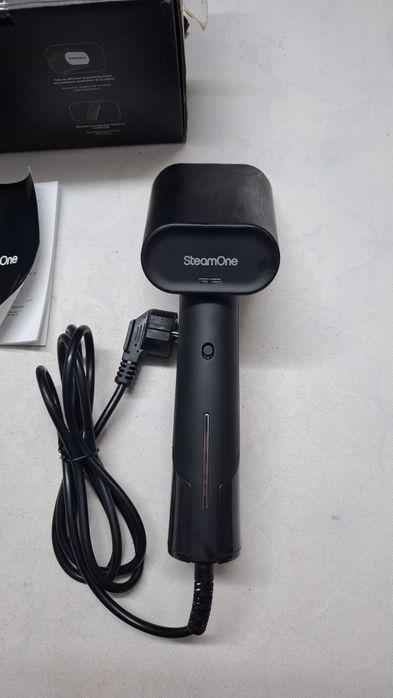 Вертикална ютия SteamOne Simon XL 1800W, 28 г/120мл,35секунди