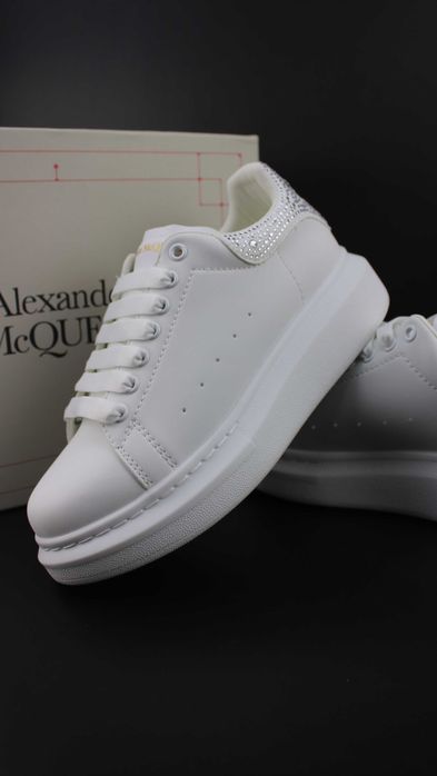 alexander mcqueen glitter Moda si frumusete - Main Image