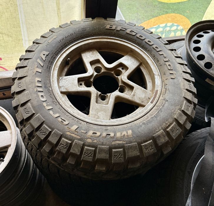 Jante Roti Daihatsu Feroza, Suzuki Vitara, Jimny, Samurai