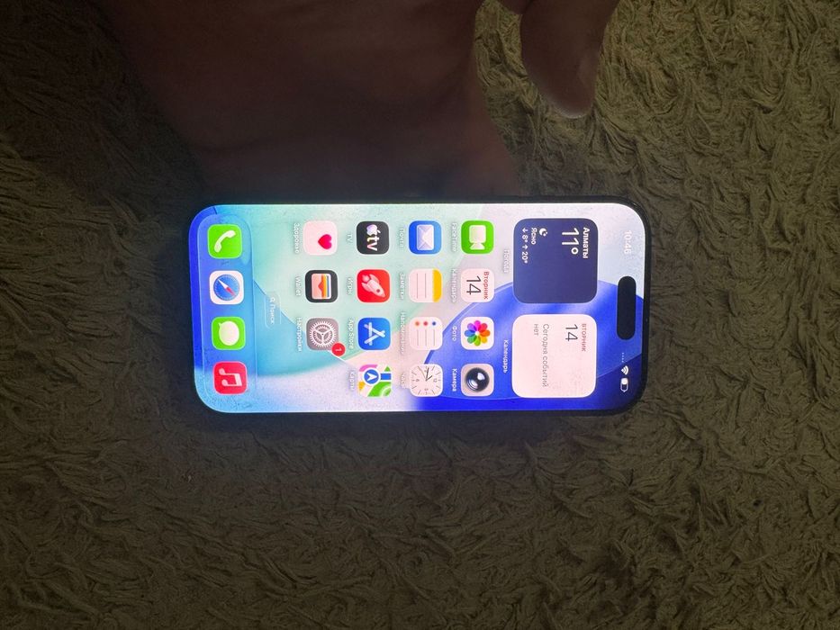 Продам iphone 16 pro