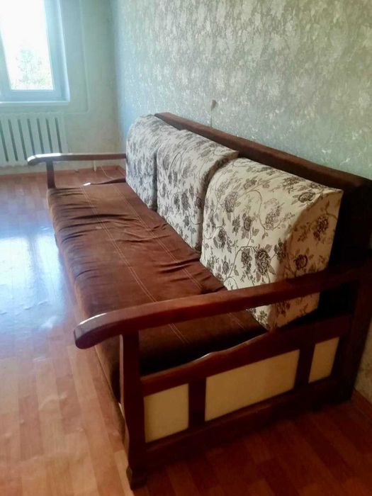 2-комнатная в 7 микрорайоне 2 этаж