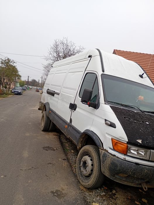 Vând Iveco Daily