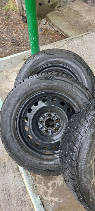 Шины с дисками 16