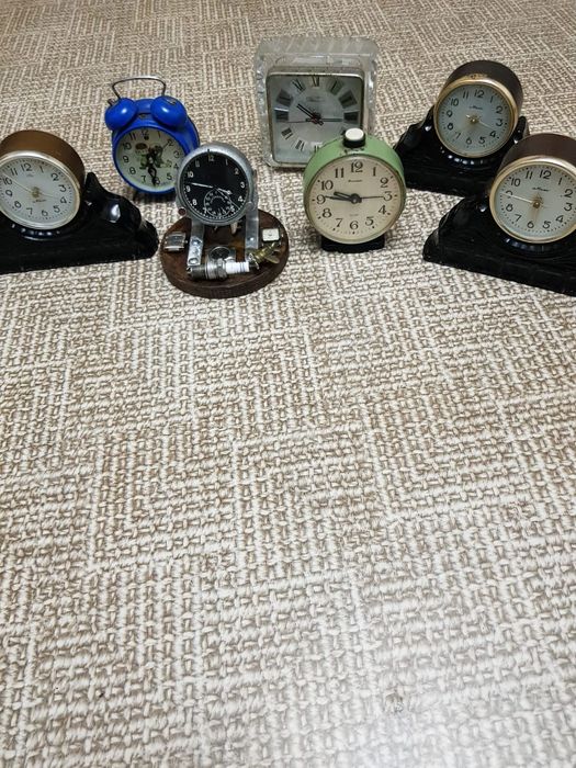 Продам Советские Будильники