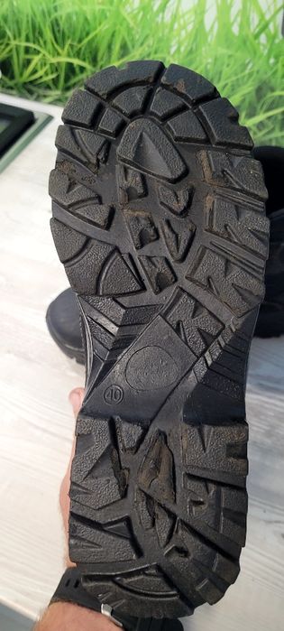 Ghete negre mărimea 40