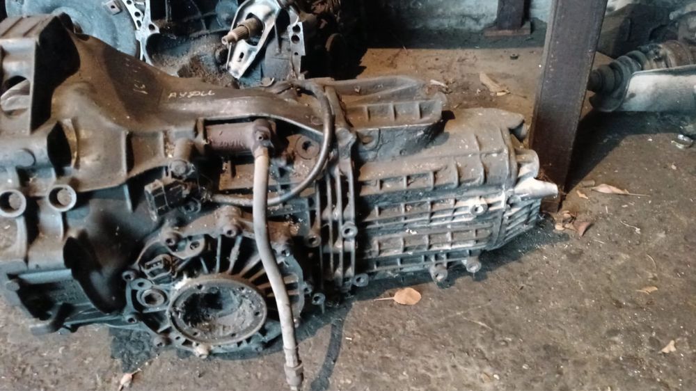 Коробка механика ауди с4