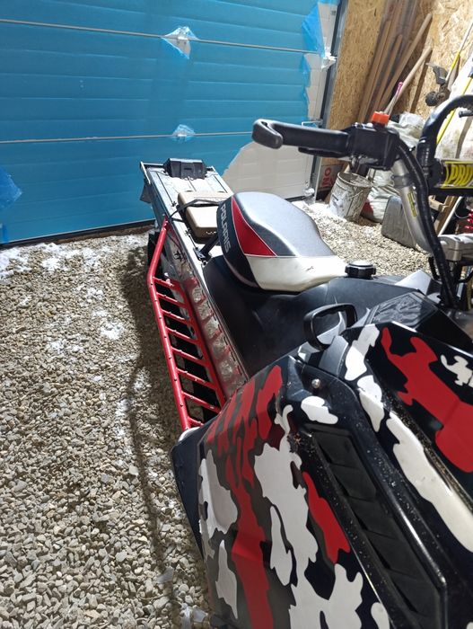 Горный Снегоход POLARIS 800.