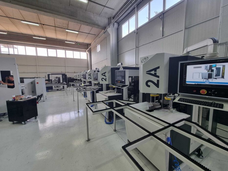 Utilaj Cnc automata de profile pvc avand comanda numerica Intelli Mach