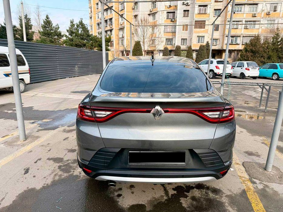 Renault Arkana (Франция)