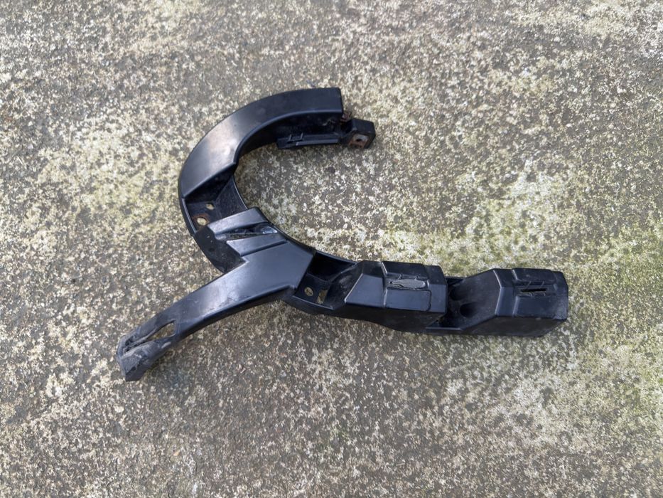 Piese BMW Seria 3 E90 LCI far, balast xenon, grile, angel eyes, claxon