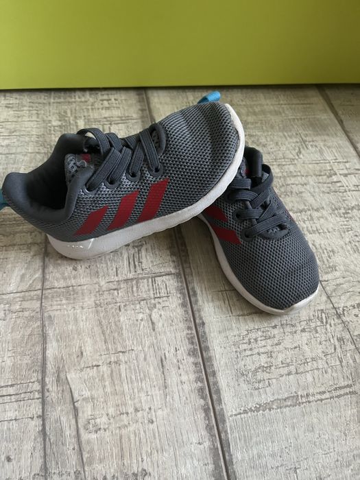 Adidas marimea 21