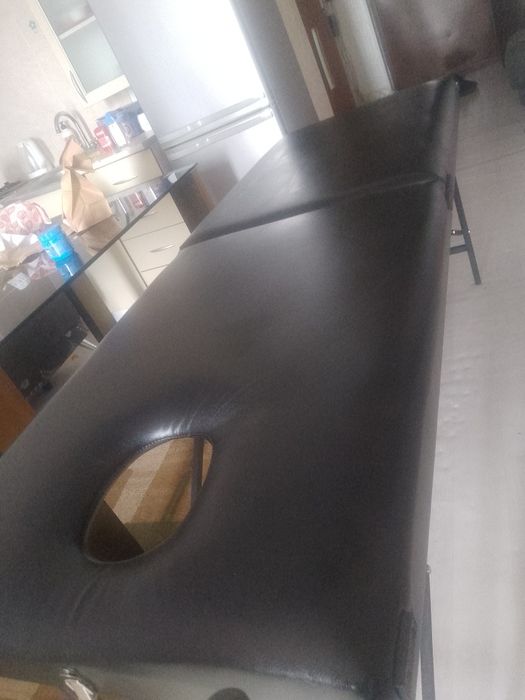 Продаю кушетка почти новая