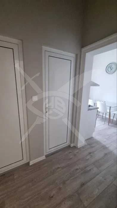 Дава се под наем Тристаен апартамент в Пловдив, Център - 90 кв.м за 750 € - Снимка #6