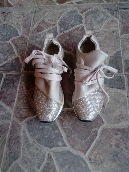 Дамски маратонки