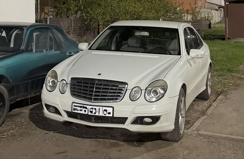 Оригинал бампера w211 сток