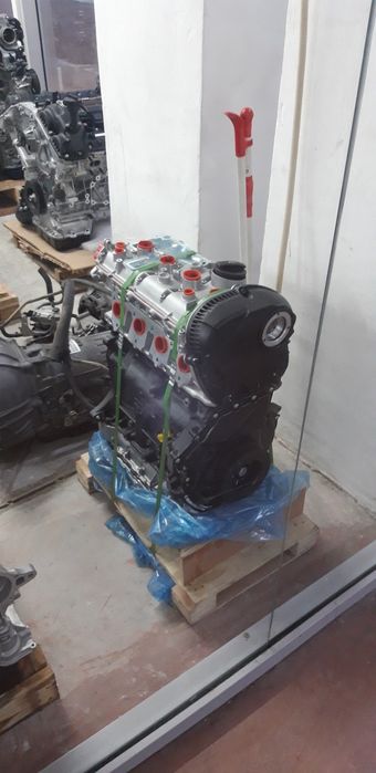 Двигатель на 2.0 литровый  Skoda superb