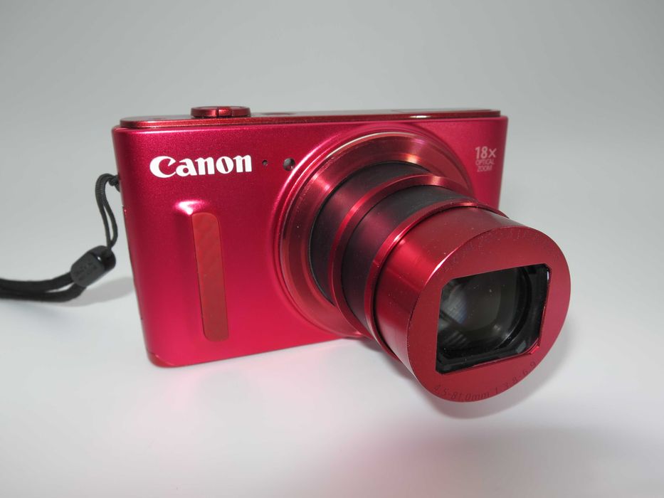 Canon PowerShot SX610 компактен цифров фотоапарат, дигитална камера 18х оптичен зум, Wi-Fi, Full-Hd видео, състояни като НОВО, работи отлично
