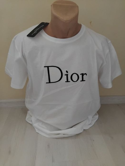 Tricouri Dior ieftine