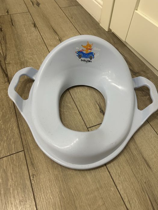 Детский горшок и сиденье для унитаза